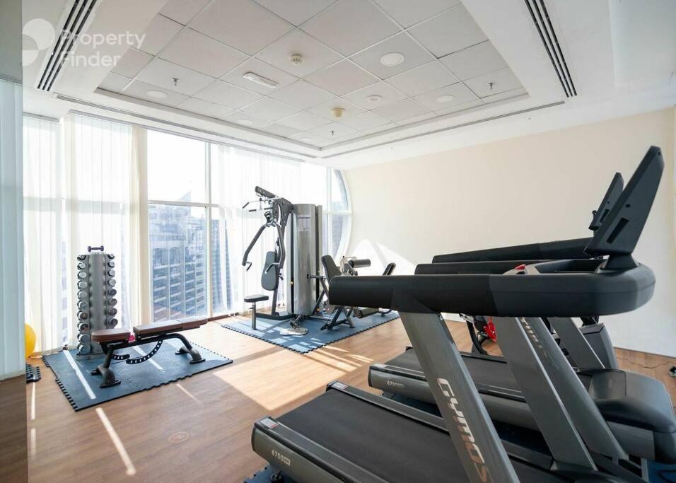 Spacious And Modern 2 Bedroom For Rent At Sports * Dubai