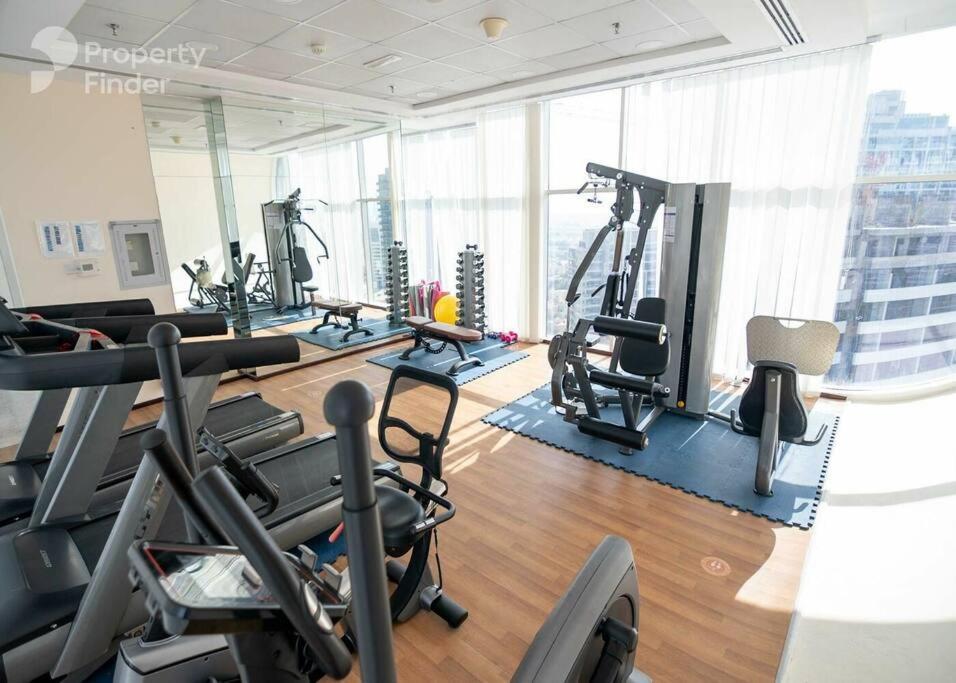 Apartment Spacious And Modern 2 Bedroom For Rent At Sports Dubai