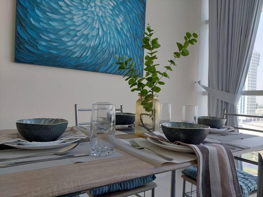 Spacious And Modern 2 Bedroom For Rent At Sports