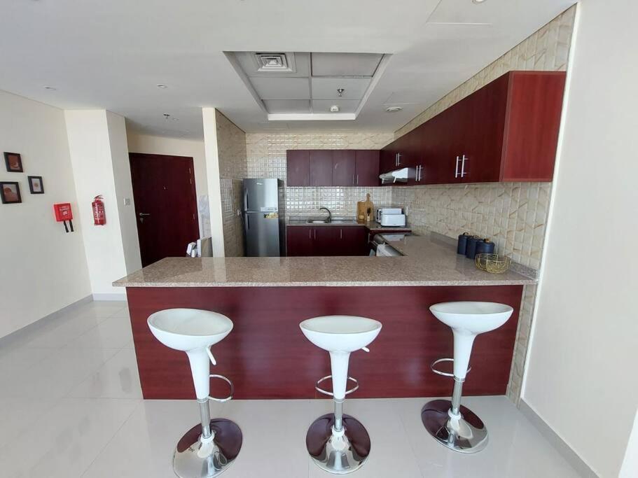 Apartment Spacious And Modern 2 Bedroom For Rent At Sports Dubai